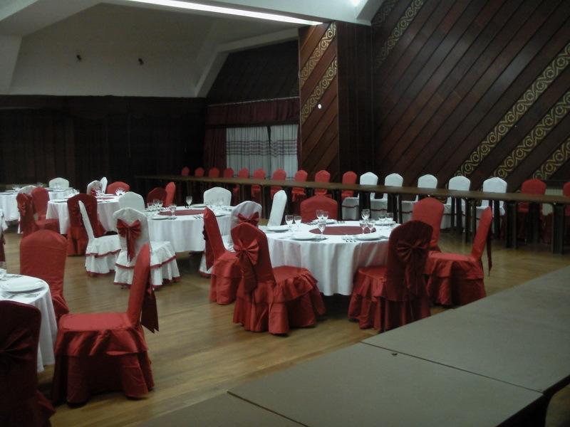 Hotel Grand Цетинє Екстер'єр фото
